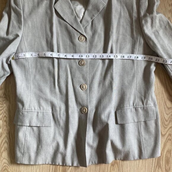 Holt Renfrew Blazer Jacket Size 16 Structured Fit Old Money Minimalist Style - Picture 9 of 13